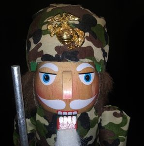 Meet your Posher, Charles